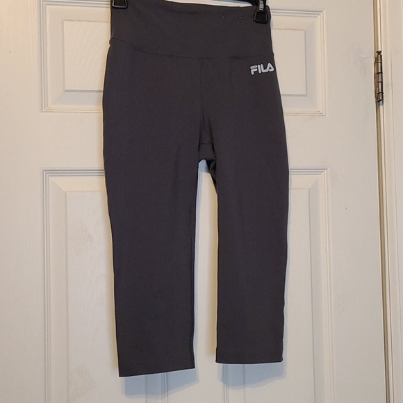 Fila Pants - Gray Capri Leggings